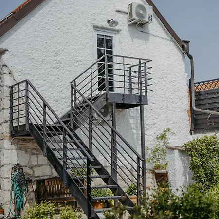Apartamento Haus Diogenes Mörbisch am See Exterior foto