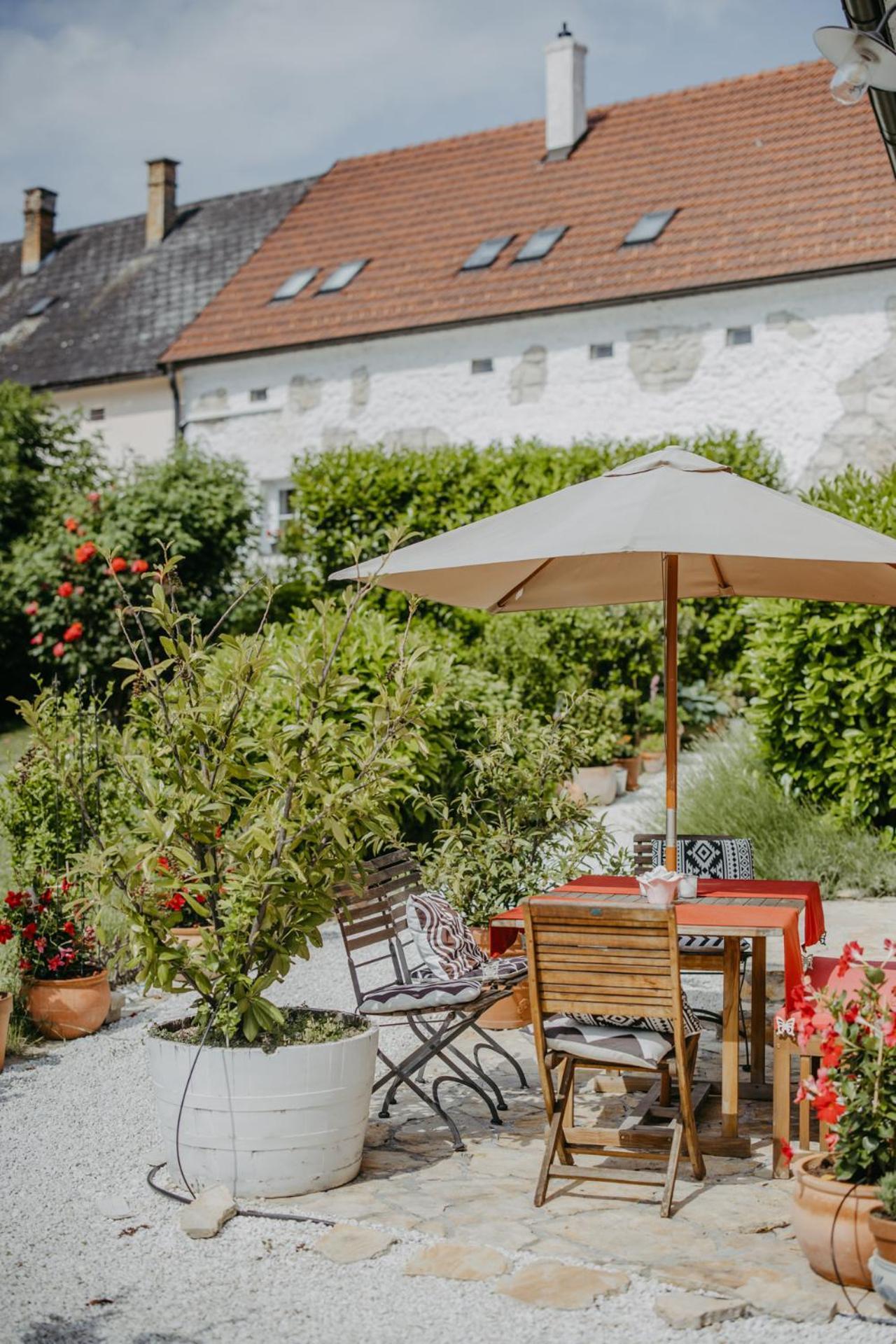 Apartment Haus Diogenes Moerbisch Am See